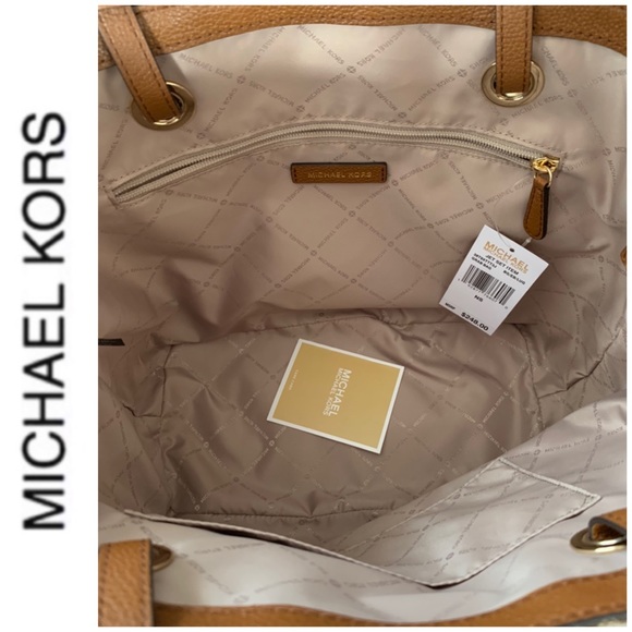 NWT authentic MK signature monogram tote brown - Picture 6 of 6